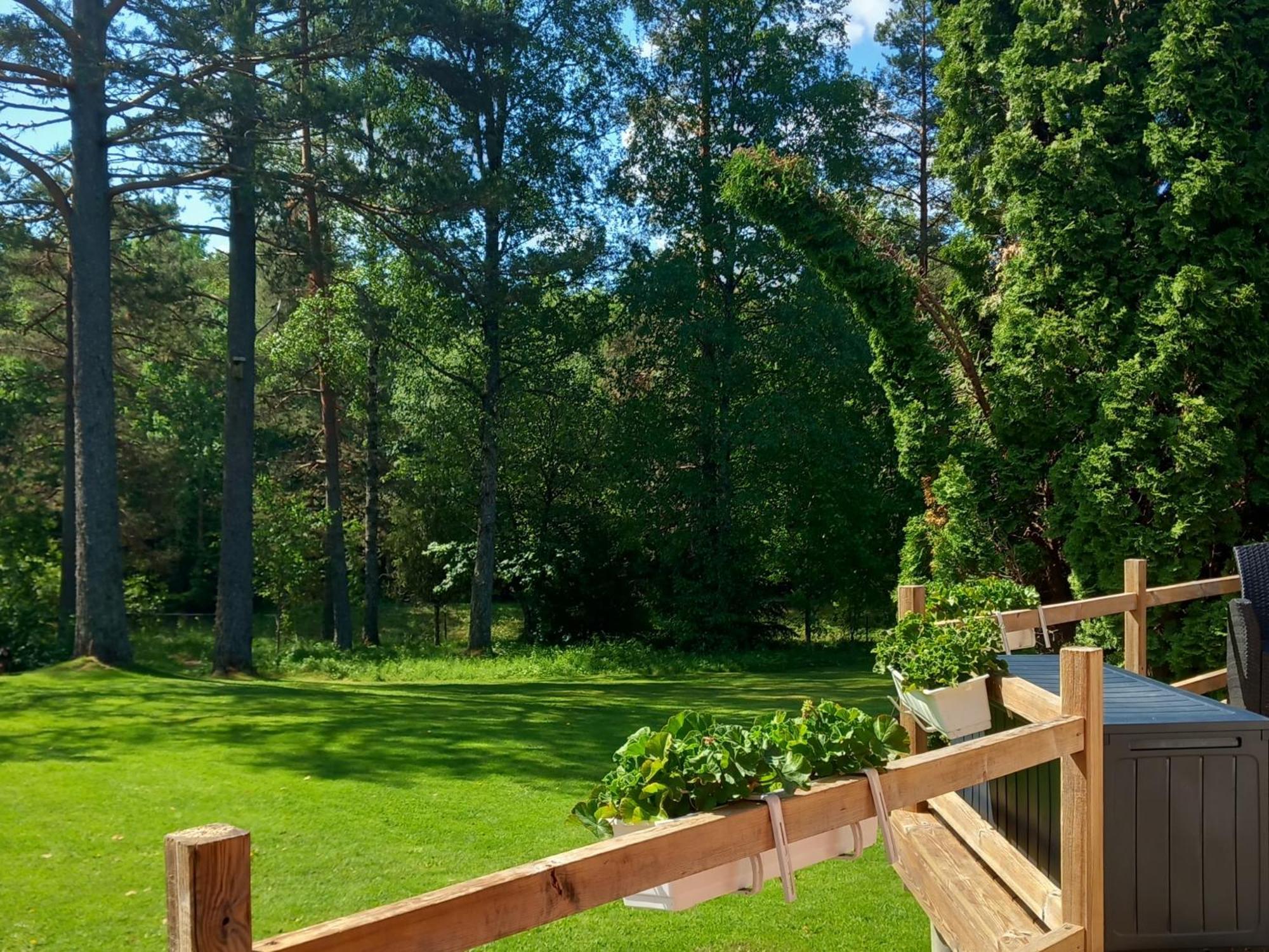 Guest House In Holmedal Årjäng Buitenkant foto
